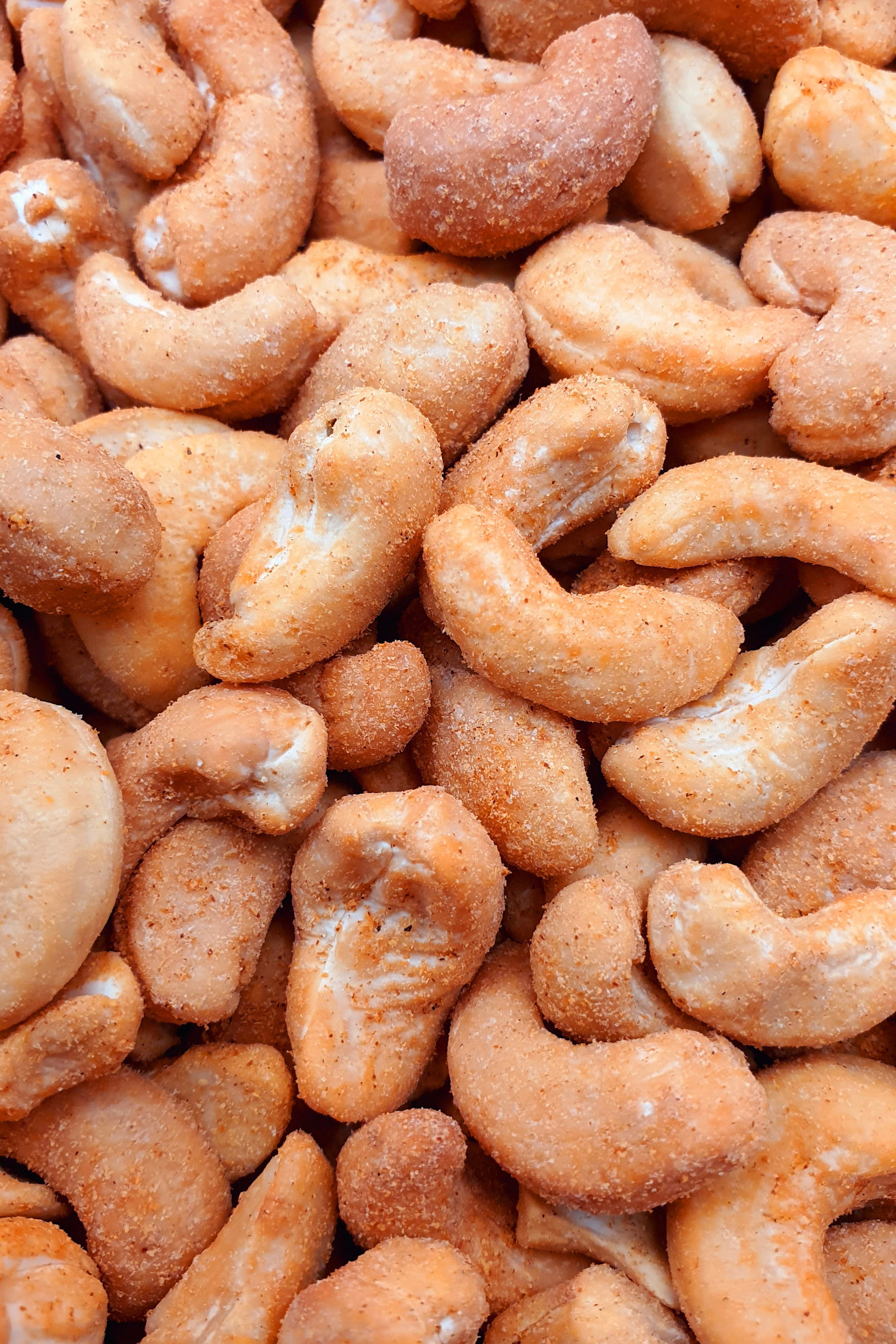 Cashewkerne scharf mit Chili 1000 g, große Menge ohne Hintergrund