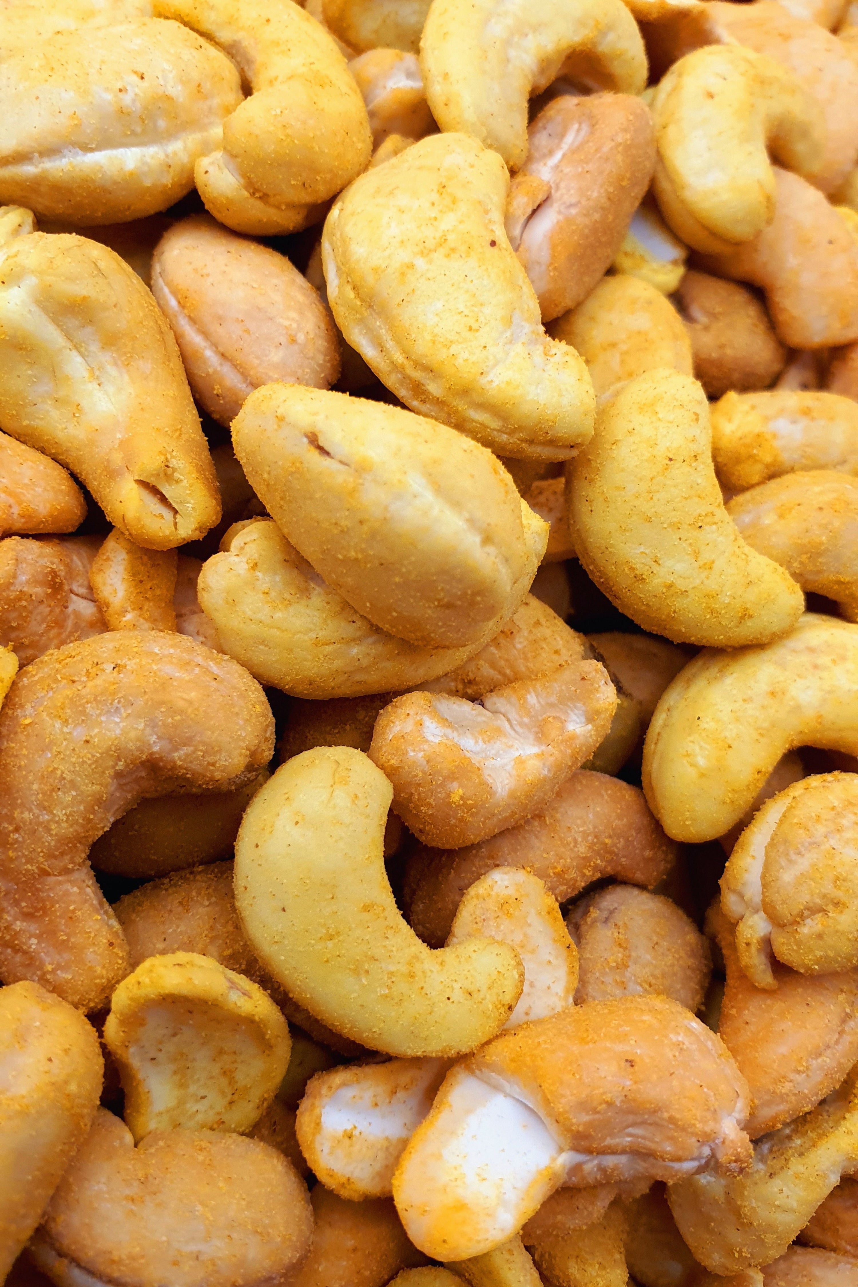 Knabba Baba Cashewkerne Curry Oriental Flavor 1000 g, große Menge ohne Hintergrund